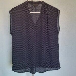 Banana Republic XS Black White Geometric Print Sleeveless V-Neck Blouse Top